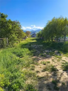 Terrain à Vendre près du Camping Rotarii avec Projet de Maison - foto 3