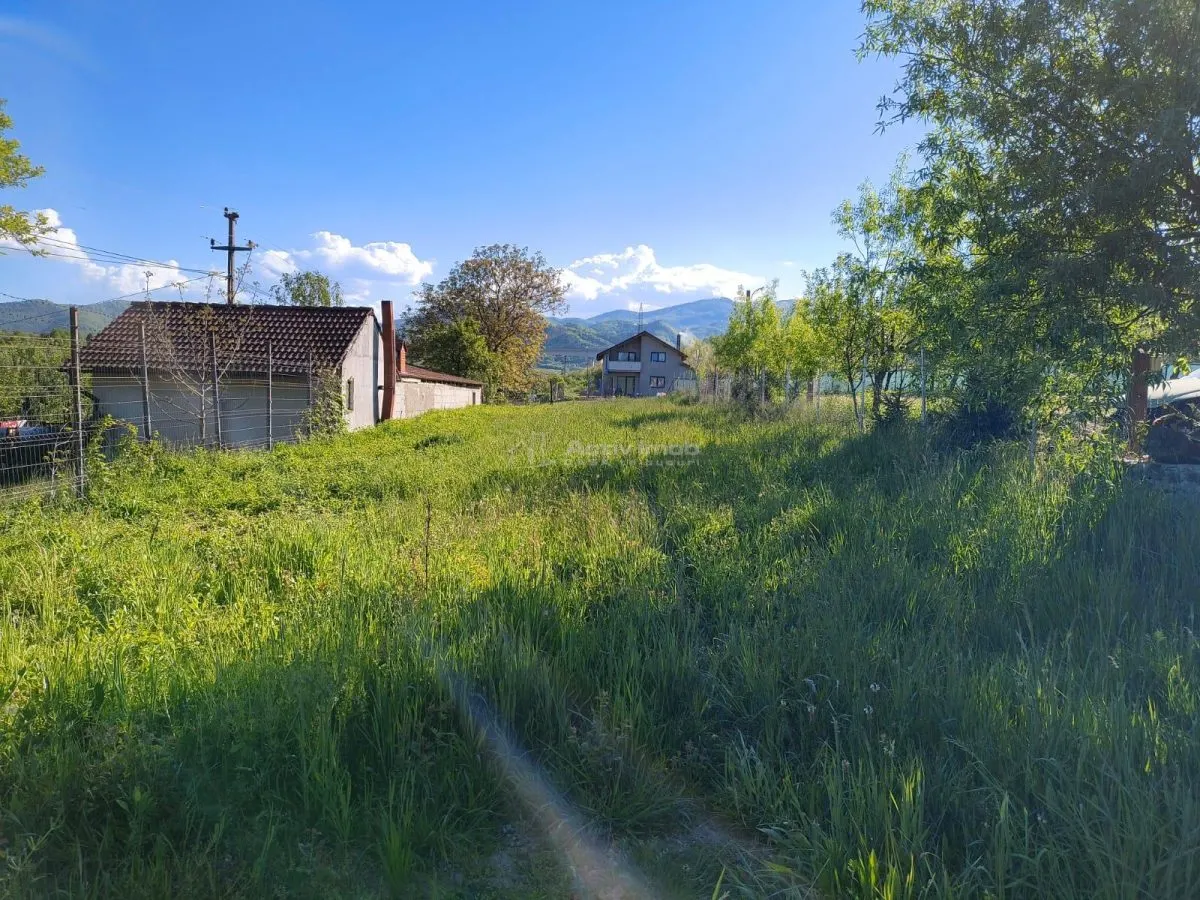 Terrain à Vendre près du Camping Rotarii avec Projet de Maison - foto 4