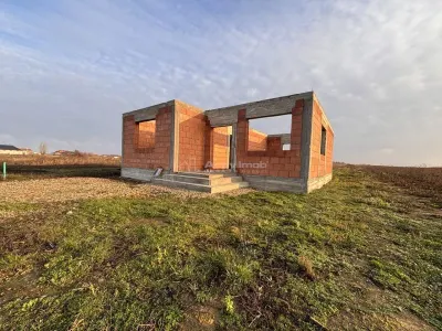 Maison Neuve - Tarian, Girisu de Cris | Terrain 560 m² - foto 3