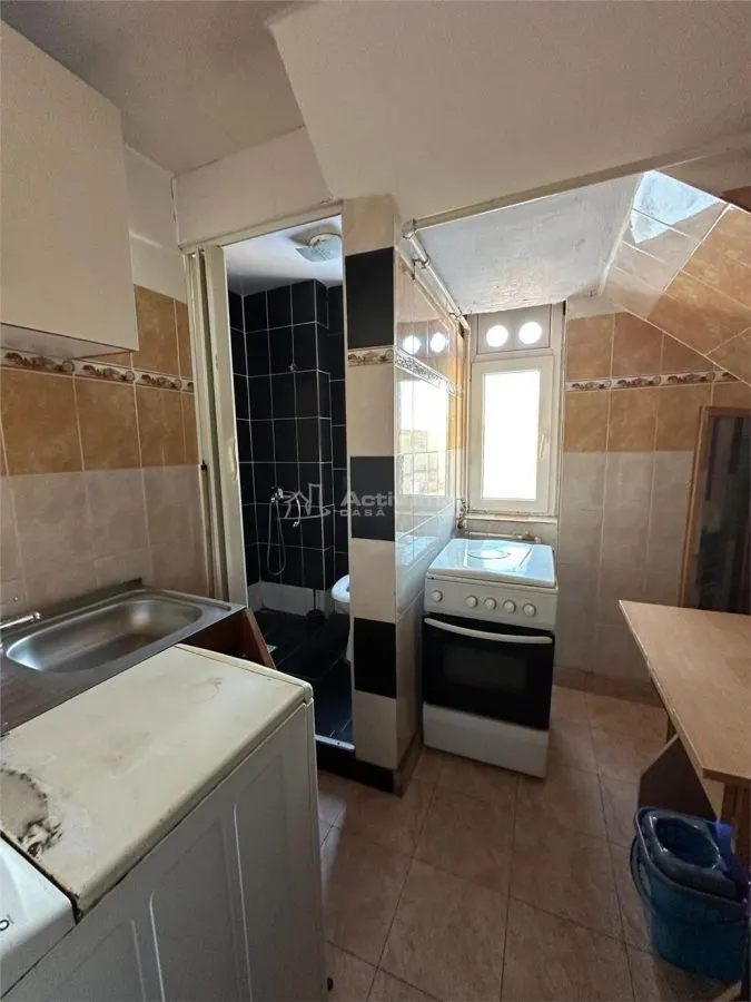 Resita, Studio avec Cuisine et Salle de Bain, Zone Lunca - foto 3