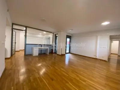 绿湖豪华5卧室公寓 – 零买家佣金 - foto 2