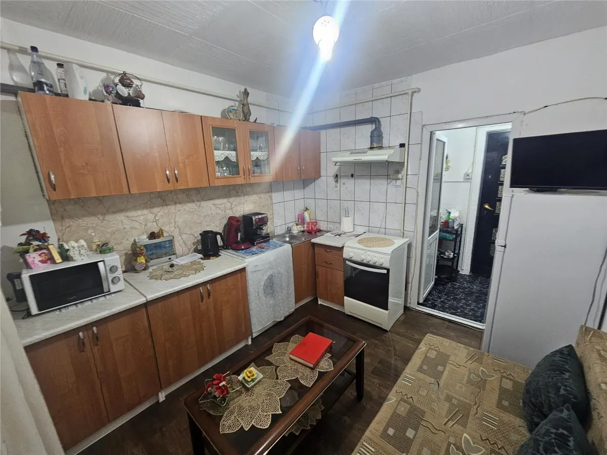 Resita, Estudio Amueblado y Equipado, Planta Baja, Calea Caransebesului - foto 2