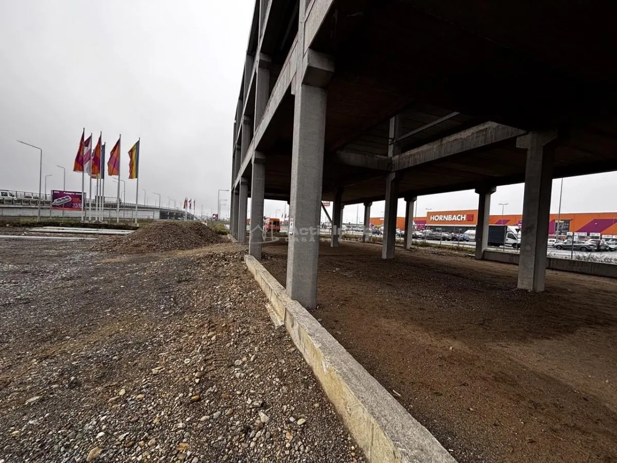 Propriété Commerciale d'Exception près de la Rocade d'Oradea – 1 800 m² avec Visibilité Maximale - foto 14