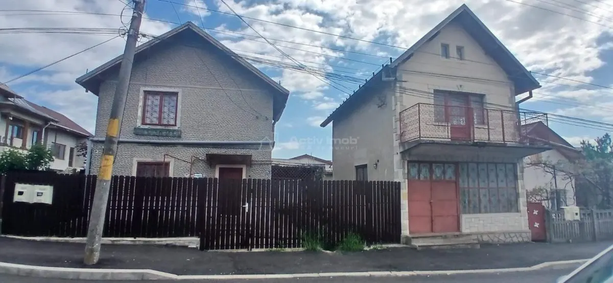 Casa de 6 Habitaciones en Venta en Pucioasa, Parcela de 441 m² - foto 1