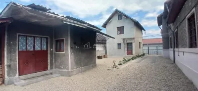 Casa de 6 Habitaciones en Venta en Pucioasa, Parcela de 441 m² - foto 15