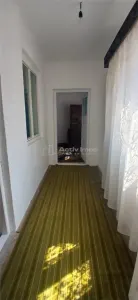 Casa de 6 Habitaciones en Venta en Pucioasa, Parcela de 441 m² - foto 5