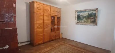Casa de 6 Habitaciones en Venta en Pucioasa, Parcela de 441 m² - foto 6