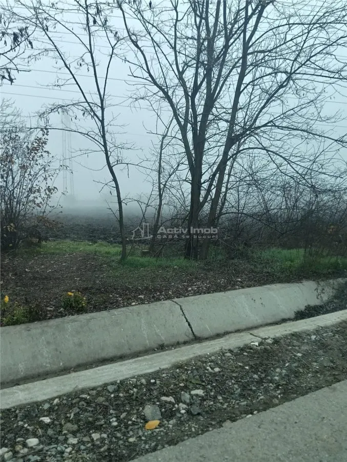 Terrenos en Venta en Cornetu y Buda – Todas las Utilidades – Acceso Asfaltado - foto 4