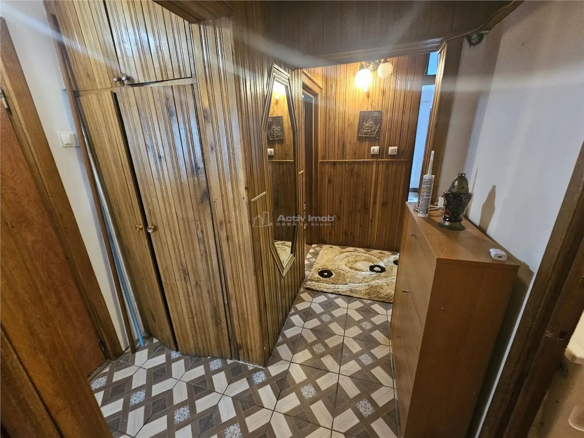 雷希察市，3卧室公寓，家具齐全且设备完善，高层底楼 - foto 12