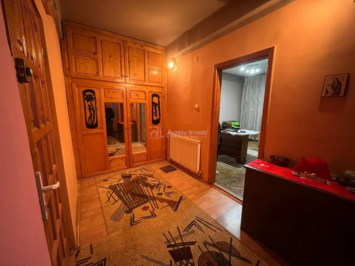 Caransebes, Appartement 2 Chambres, Secteur Sesu Rosu - foto 9