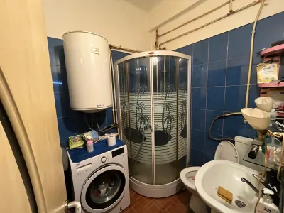 Caransebes, Apartamento de 2 Dormitorios, 2ª Planta, Zona Sesu Rosu - foto 7