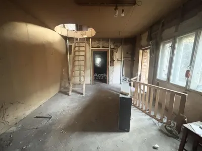 需翻新小型住宅 - 中心位置 - foto 4