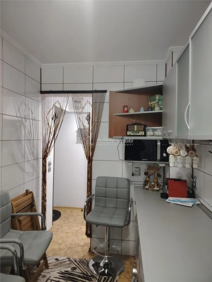 Apartamento de 2 Dormitorios, Amueblado, Equipamiento Moderno, Ubicación Céntrica - foto 4