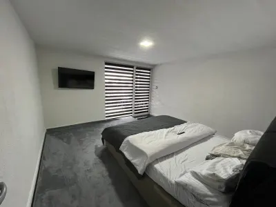 Caransebes, Villa Lista P+1, Parcela 800 m², Ubicación Central - foto 7
