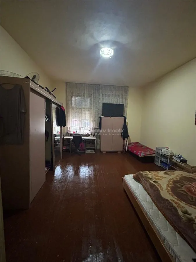 Propriété 4 Chambres - Aradul Nou - Cour Commune - foto 2