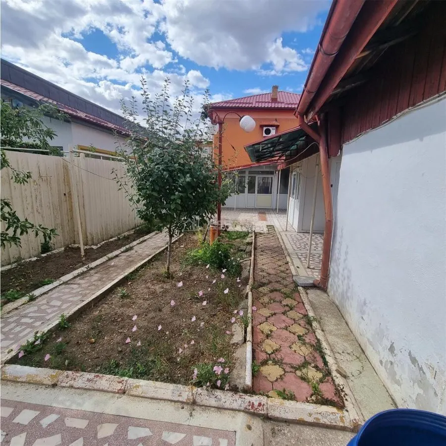 波罗什基亚独立别墅，带庭院和土地 - foto 17