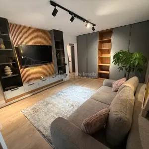 3-Bedroom Split Layout Apartment with 2 Bathrooms, Tineretului - Bucuresti
