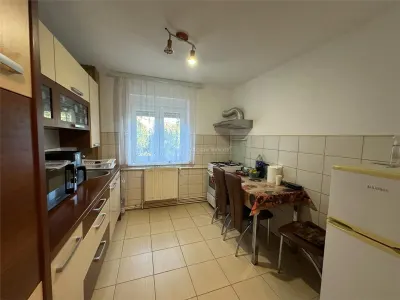 بوتشا، شقة بـ 3 غرف نوم، راحة محسّنة، منطقة بيسكاروس - foto 10