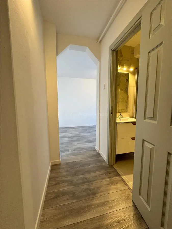 Appartement 2 Chambres – Entièrement Rénové – Premier Étage - foto 1