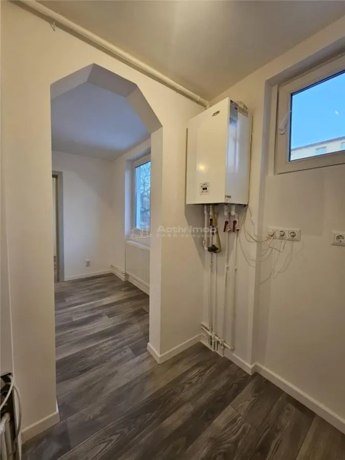 Appartement 2 Chambres – Entièrement Rénové – Premier Étage - foto 6