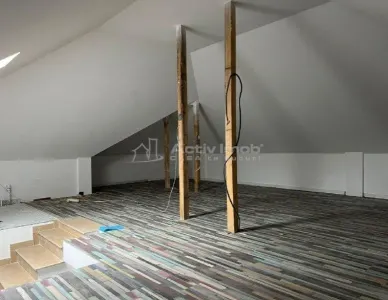 House / villa for sale 130 sqm in Bucuresti, Prelungirea Ghencea area - foto 13
