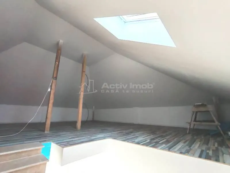 House / villa for sale 130 sqm in Bucuresti, Prelungirea Ghencea area - foto 14