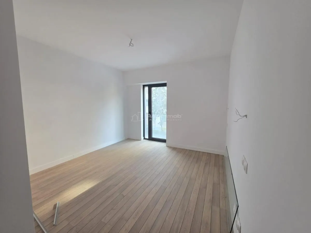 3-Bedroom Split-Layout Apartment 80 sqm – Best Residence Cotroceni - foto 4