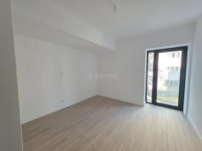 3-Bedroom Split-Layout Apartment 80 sqm – Best Residence Cotroceni - foto 5