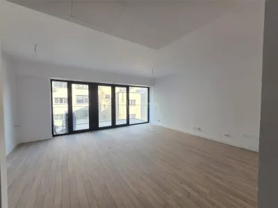 3-Bedroom Split-Layout Apartment 84 sqm – Best Residence Cotroceni - foto 2