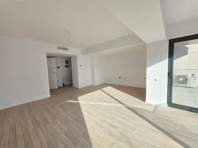 3-Bedroom Split-Layout Apartment 84 sqm – Best Residence Cotroceni - foto 3
