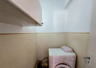 3卧室公寓，分离式布局 – 维多利亚街3楼，市中心 - foto 12