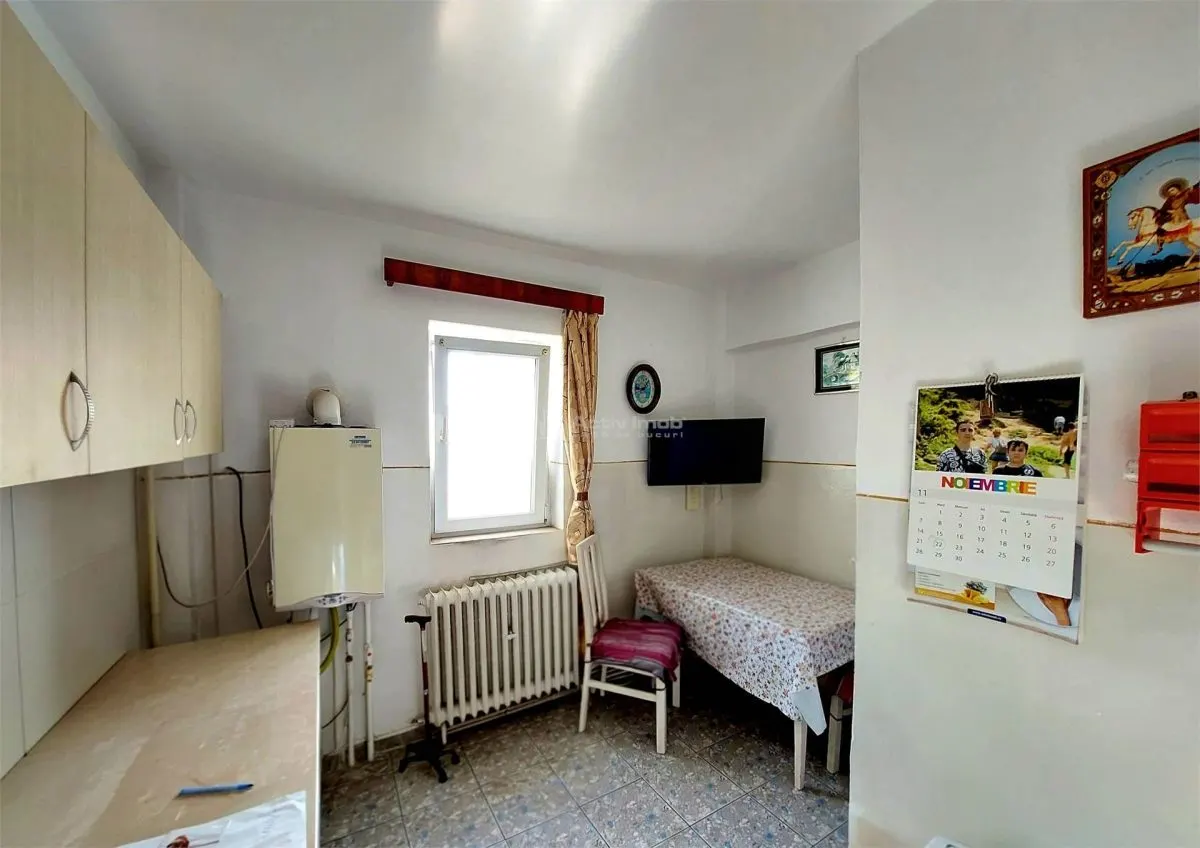 3卧室公寓，分离式布局 – 维多利亚街3楼，市中心 - foto 10