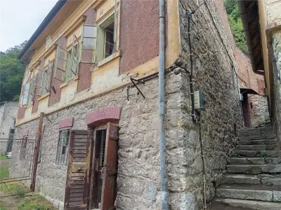 Oravita, Maison avec Local Commercial, Secteur Lacul Mic, Prix Négociable - foto 17