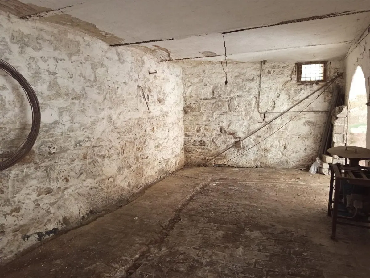 Oravita, Maison avec Local Commercial, Secteur Lacul Mic, Prix Négociable - foto 3