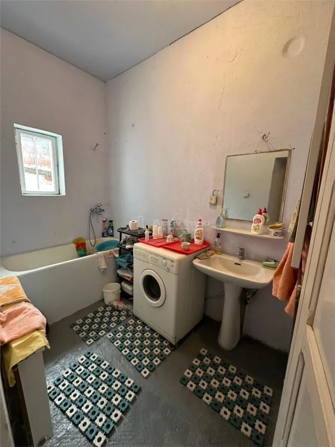 House / villa for sale sqm in Bocsa - foto 19