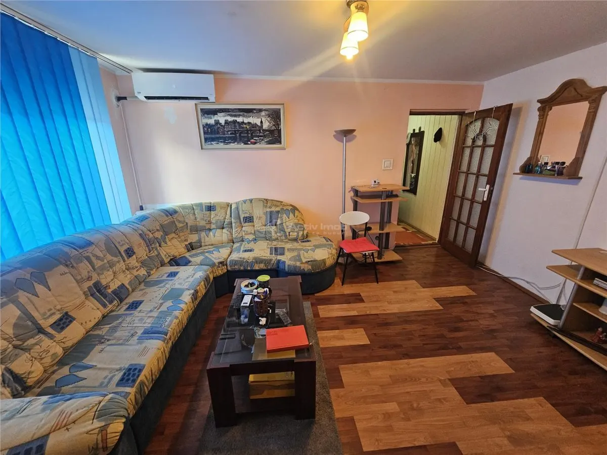Resita, Apartamento 3 Habitaciones, Planta 2, Amueblado y Equipado - foto 2
