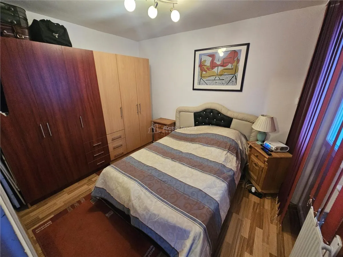 Resita, Apartamento 3 Habitaciones, Planta 2, Amueblado y Equipado - foto 3