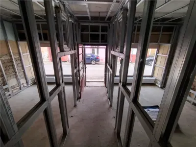 奥拉维塔，商业空间/可转换公寓，89 平方米，市中心，价格可协商 - foto 6