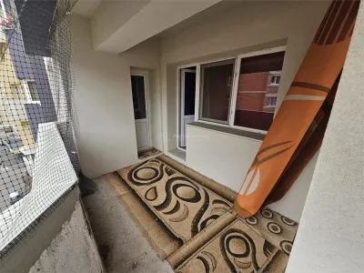 ريسيتا، شقة بـ 3 غرف نوم، تصميم منفصل، موقع مركزي فائق - foto 11