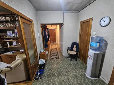 ريسيتا، شقة بـ 3 غرف نوم، تصميم منفصل، موقع مركزي فائق - foto 16