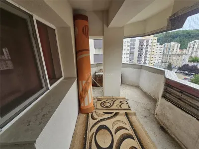 ريسيتا، شقة بـ 3 غرف نوم، تصميم منفصل، موقع مركزي فائق - foto 8