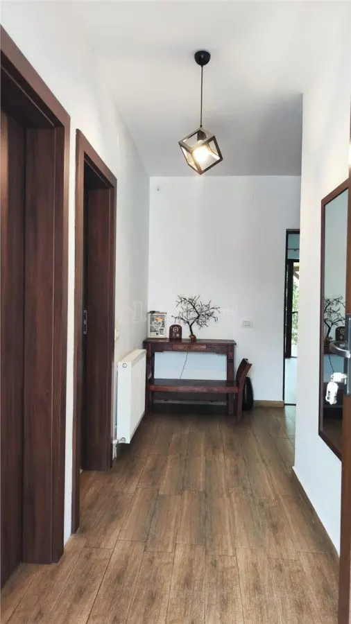 Maison Individuelle Cinq Chambres – Zadareni - foto 2