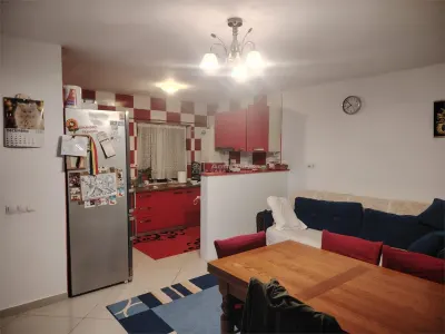 Maison de Charme dans Quartier Calme, à 10 km de Ploiești - foto 4