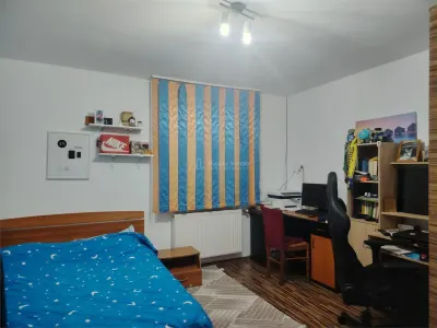 Maison de Charme dans Quartier Calme, à 10 km de Ploiești - foto 6