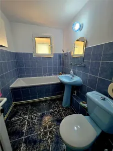 4-Bedroom Separated Layout Apartment, 100 sqm, 2nd Floor, Dorobanti II - foto 15
