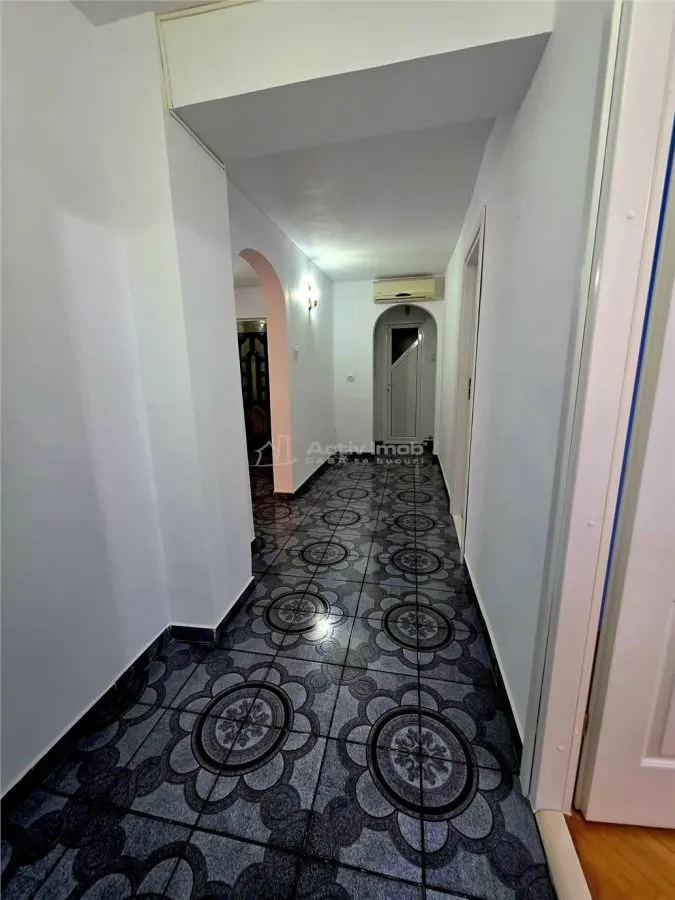 4-Bedroom Separated Layout Apartment, 100 sqm, 2nd Floor, Dorobanti II - foto 21