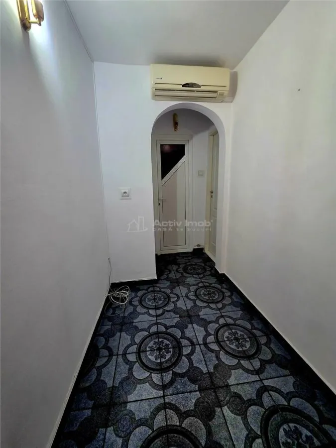 4-Bedroom Separated Layout Apartment, 100 sqm, 2nd Floor, Dorobanti II - foto 22