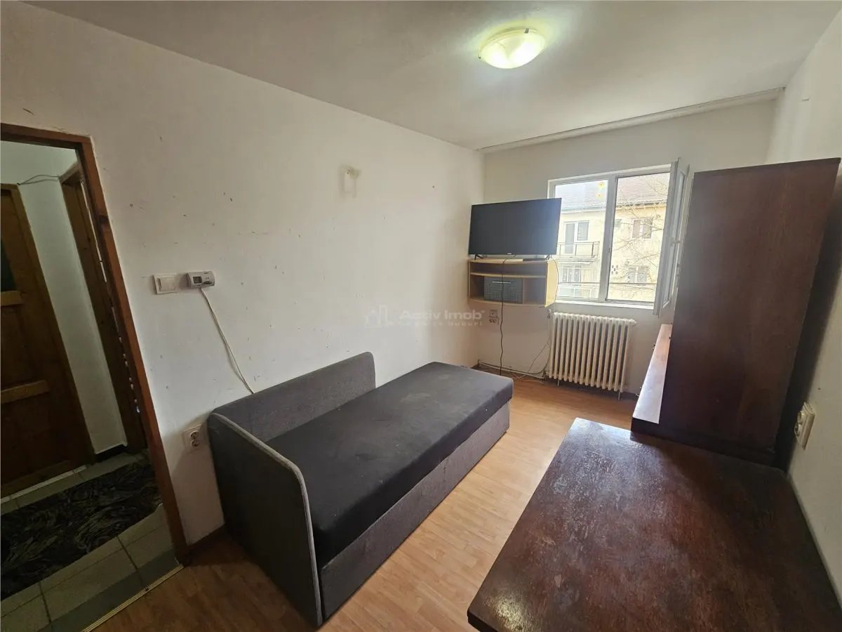 Resita, Studio, Meublé et Équipé, Calea Caransebesului - foto 2