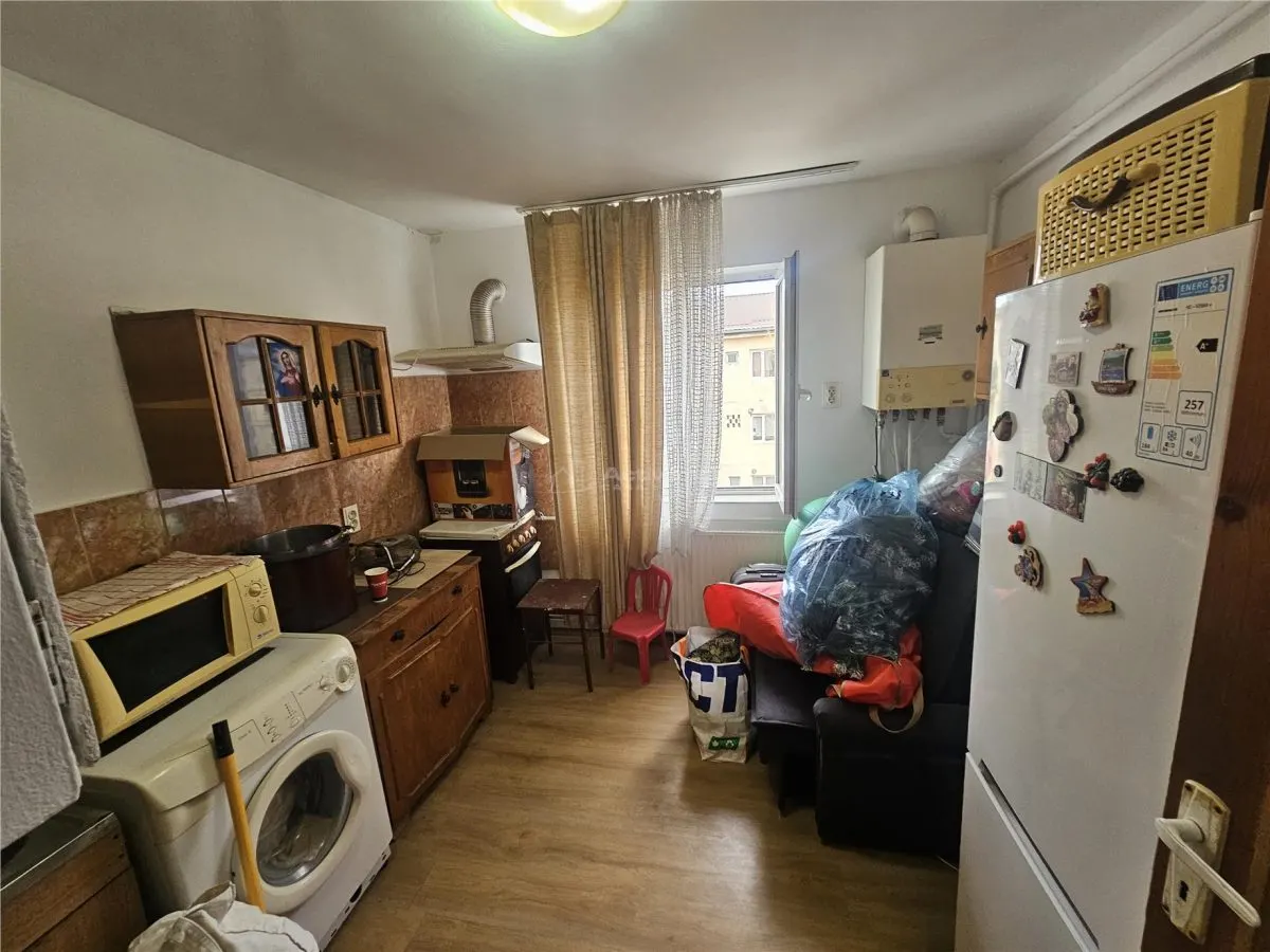 Resita, Studio, Meublé et Équipé, Calea Caransebesului - foto 4