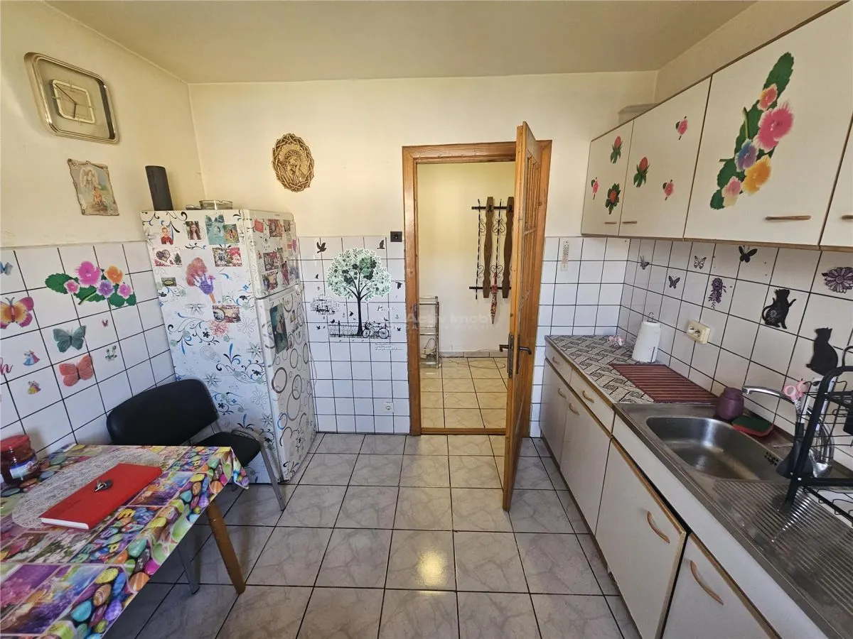 Resita, Appartement 3 Pièces Distributio Dégagée, Meublé et Équipé, Micro 2 - foto 2
